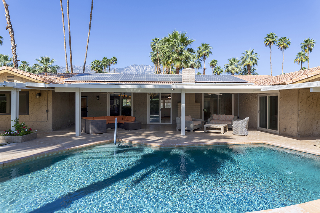 Front of 1332 S Beverly Drive in Palm Springs California