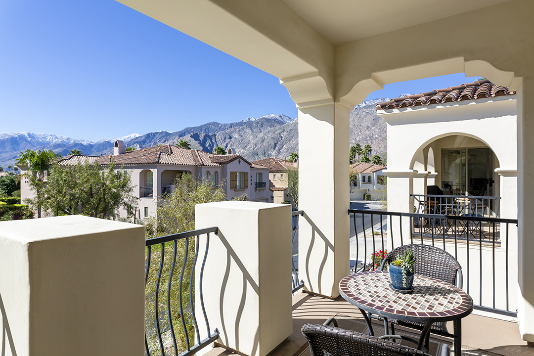 1370 Yermo Drive South | This beautiful 2-BD 2-BA carriage-house condo unit in Terra Hermosa has a amazing views and a  spacious open floor plan in Palm Springs, California. Link here to 3D matterport tour, tour video, floor plans, and photo gallery.