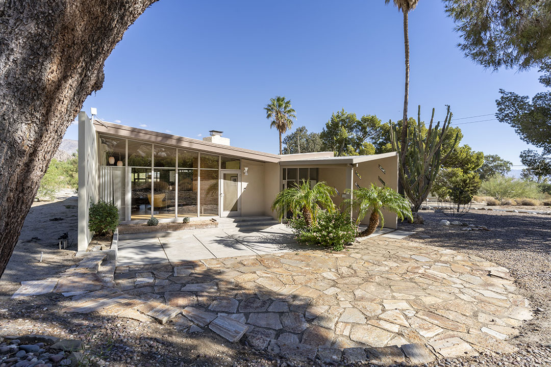 Exterior photo of 15919 Snow Creek Road in Palm Springs California