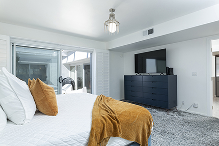 Interior image of 2015 S Calle Palo Fierro in Palm Springs California